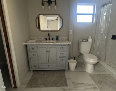 496 Poinciana Drive - Photo Thumbnail 5