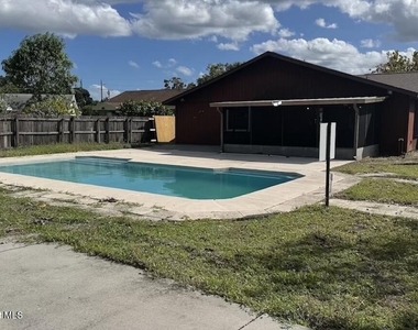 496 Poinciana Drive - Photo Thumbnail 18