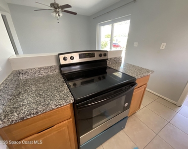 753 Bianca Drive Ne - Photo Thumbnail 7