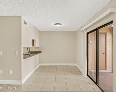 189 San Juan Circle - Photo Thumbnail 9