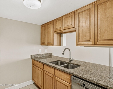189 San Juan Circle - Photo Thumbnail 4