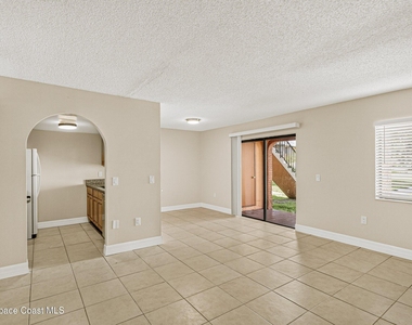 189 San Juan Circle - Photo Thumbnail 16