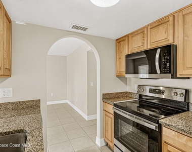 189 San Juan Circle - Photo Thumbnail 8