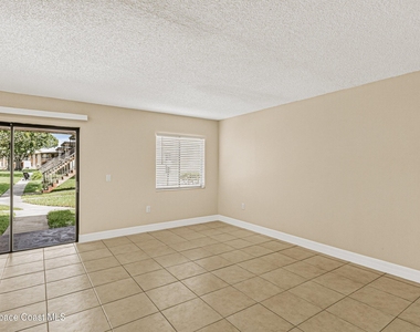 189 San Juan Circle - Photo Thumbnail 14