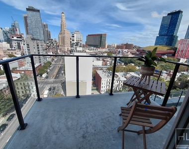 St Marks Place - Photo Thumbnail 16