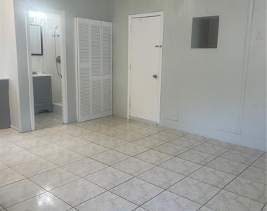 827 19th Avenue N - Photo Thumbnail 9