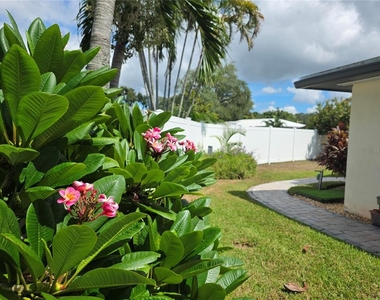 12291 69th Terrace - Photo Thumbnail 14