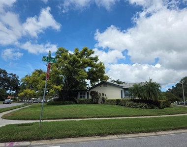 12291 69th Terrace - Photo Thumbnail 8