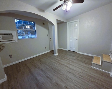 14900 Porter Street - Photo Thumbnail 14