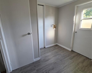 14900 Porter Street - Photo Thumbnail 9