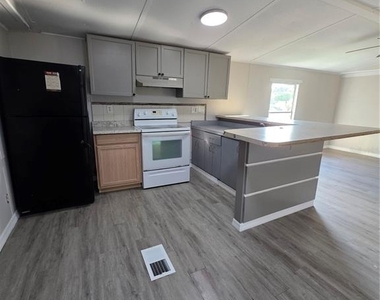 14900 Porter Street - Photo Thumbnail 7