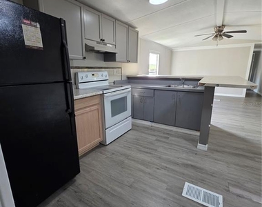 14900 Porter Street - Photo Thumbnail 6