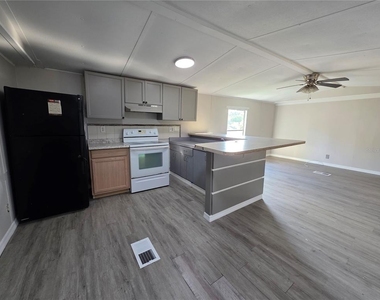 14900 Porter Street - Photo Thumbnail 8