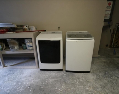5018 Oakshire Drive - Photo Thumbnail 28