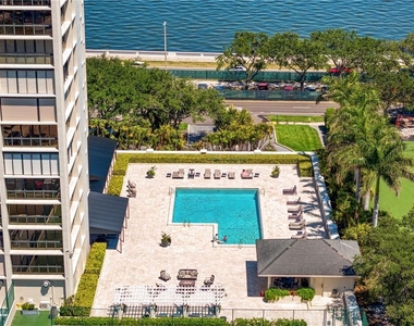 3301 Bayshore Boulevard - Photo Thumbnail 37