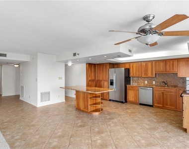 3301 Bayshore Boulevard - Photo Thumbnail 16