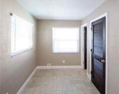 9372 1st Street N - Photo Thumbnail 12