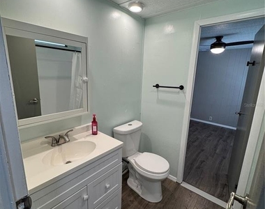 8066 Highpoint Boulevard - Photo Thumbnail 20