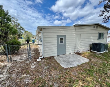 8066 Highpoint Boulevard - Photo Thumbnail 32