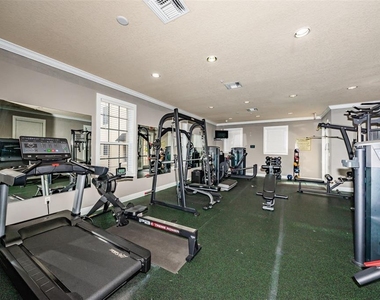 5215 Beach Breeze Court - Photo Thumbnail 42