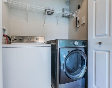 5215 Beach Breeze Court - Photo Thumbnail 38