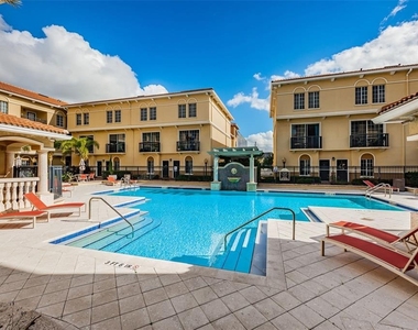 5215 Beach Breeze Court - Photo Thumbnail 43