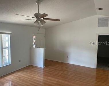 620 46th Street Court E - Photo Thumbnail 1