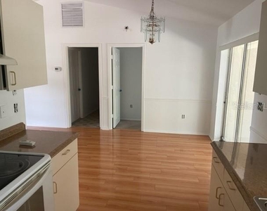 620 46th Street Court E - Photo Thumbnail 3