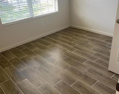 3025 Greystone Loop - Photo Thumbnail 5