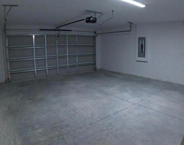 6320 Nw 65th Avenue - Photo Thumbnail 9