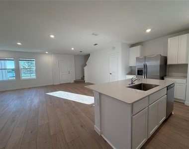 4459 Elliotts Astor Boulevard - Photo Thumbnail 5