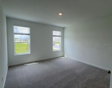 5556 Guava Court - Photo Thumbnail 7