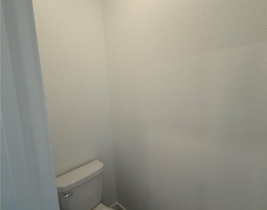 5556 Guava Court - Photo Thumbnail 17