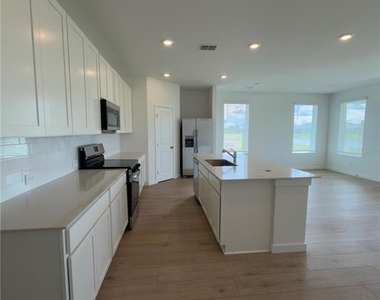 5556 Guava Court - Photo Thumbnail 3