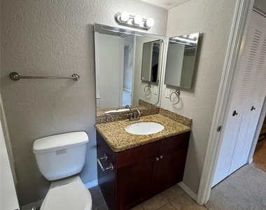 5152 Conroy Road - Photo Thumbnail 13