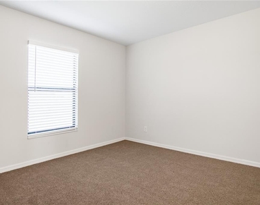 1503 Swan Lake Circle - Photo Thumbnail 12