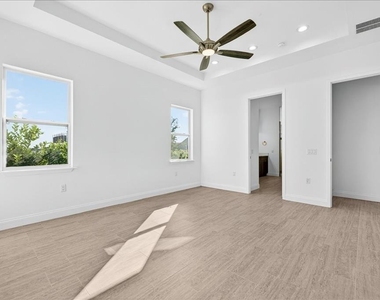 200 Snowy Orchid Way - Photo Thumbnail 23