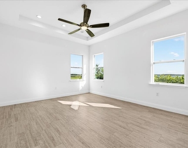 200 Snowy Orchid Way - Photo Thumbnail 26