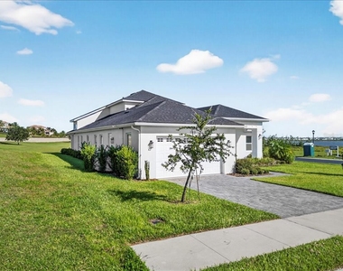 200 Snowy Orchid Way - Photo Thumbnail 1