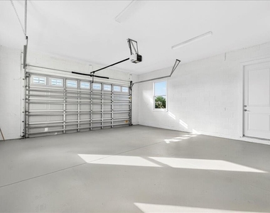 200 Snowy Orchid Way - Photo Thumbnail 48