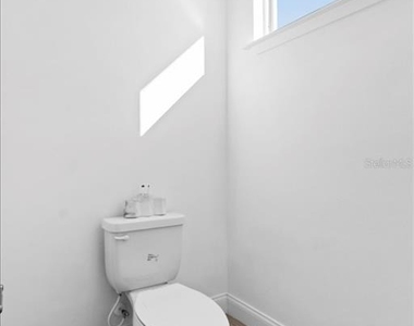 200 Snowy Orchid Way - Photo Thumbnail 46