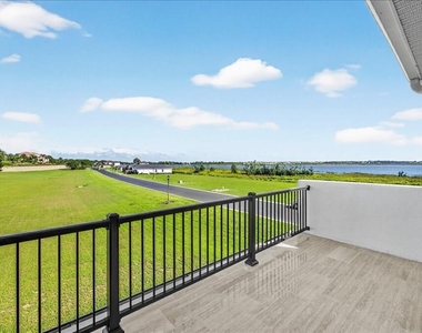 200 Snowy Orchid Way - Photo Thumbnail 52