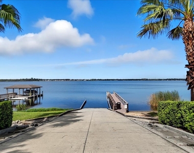 200 Snowy Orchid Way - Photo Thumbnail 71