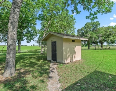 1000 Nw 150th Avenue - Photo Thumbnail 58