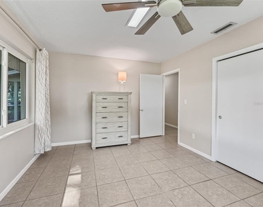 1000 Nw 150th Avenue - Photo Thumbnail 47