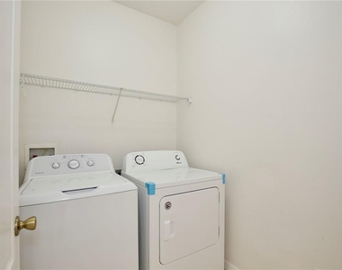 9501 Bacchus Trail - Photo Thumbnail 22