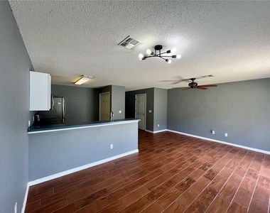 13108 Lexington Summit Street - Photo Thumbnail 10
