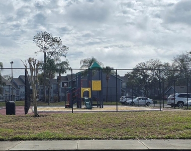 3814 Bay Club Circle - Photo Thumbnail 25