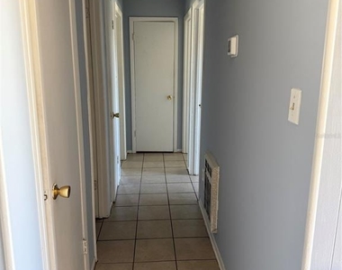 601 Clayton Circle - Photo Thumbnail 11