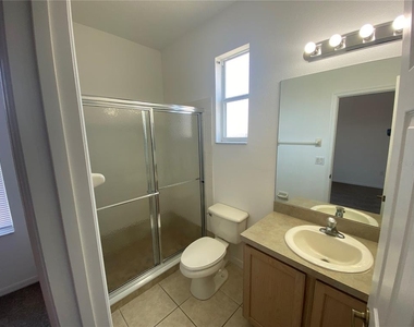 414 Ryans Ridge Avenue - Photo Thumbnail 8